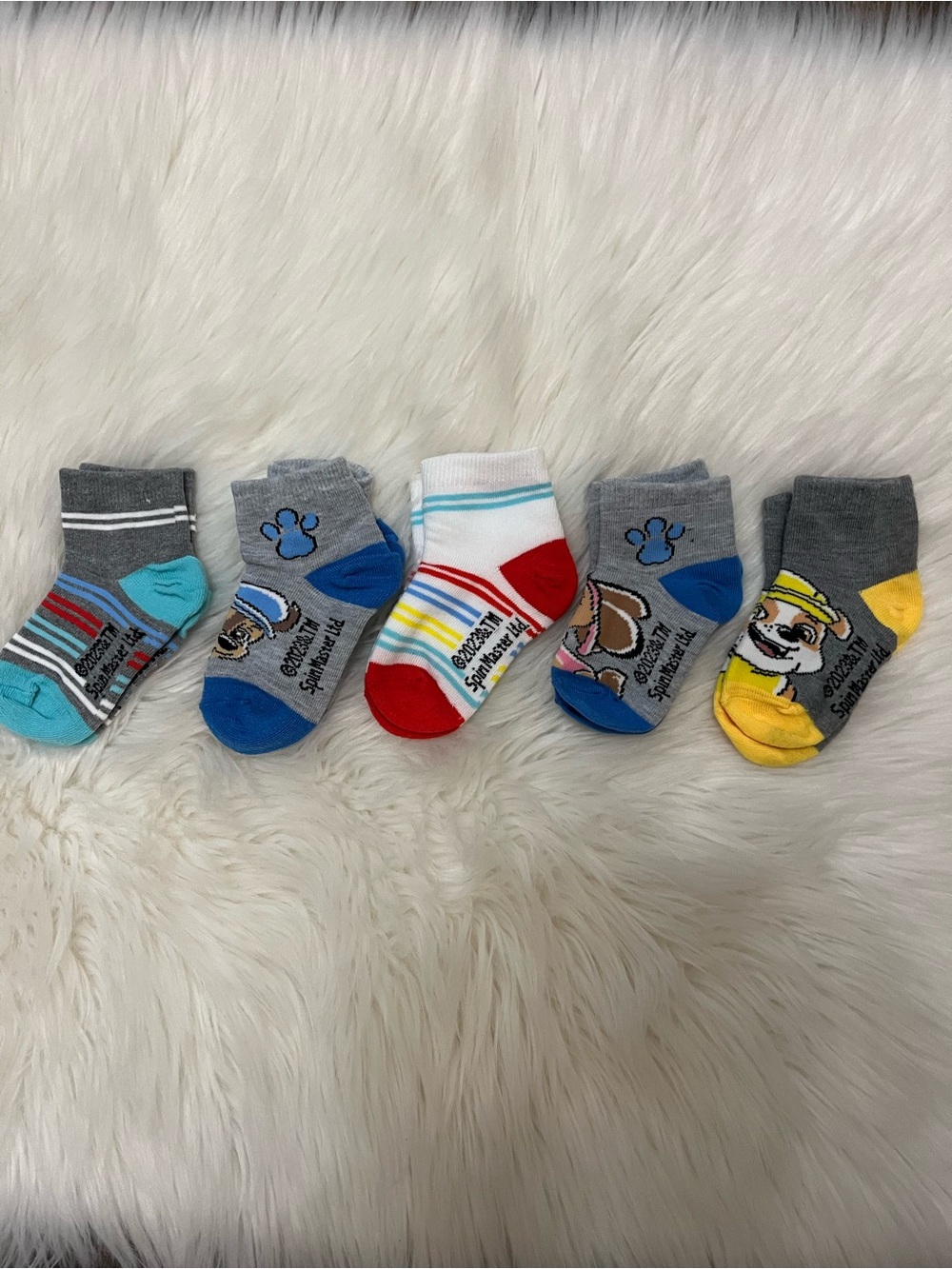 Kids Character Ankle Socks Pack - Assorted Gray, Blue, Red, Yellow